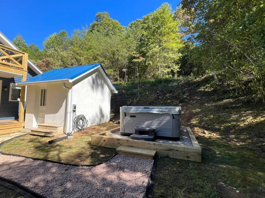 Riverside Relaxer W/Hot Tub+Fire Pit +Wifi & View Franklin Exterior foto